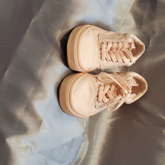 Women's size 7.5 PINK Vans - Picture 2 of 3